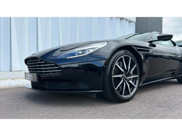 Aston Martin DB11 V12 — photo 30