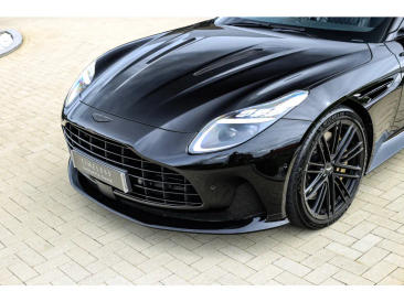 Aston Martin DB12 V8 — photo 13