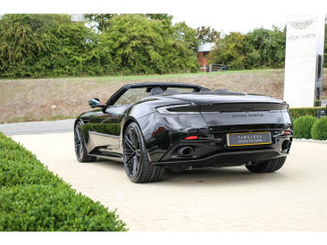 Aston Martin DB12 V8 — photo 19
