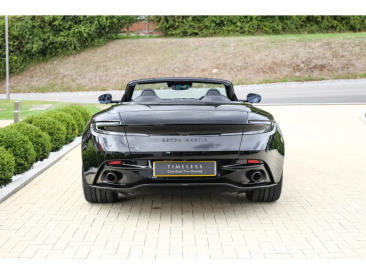 Aston Martin DB12 V8 — photo 22