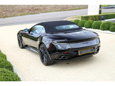 Aston Martin DB12 V8 — photo 24
