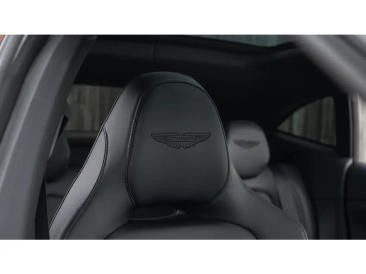 Aston Martin DBX 707 — photo 63