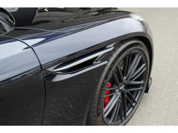 Aston Martin DB12 V8 Coupe — photo 8