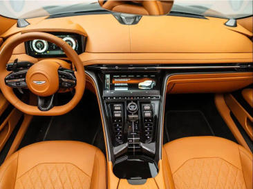 Aston Martin DB12 Volante 4.0 V8 B&W — photo 29