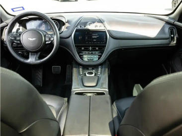 Aston Martin DBX SUV — photo 3