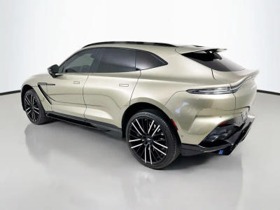 Aston Martin DBX 707 SUV