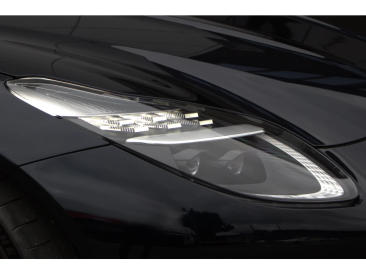 Aston Martin DB12 V8 Coupe — photo 28