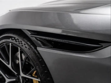 Aston Martin DB12 Volante 4.0 V8 B&W — photo 39