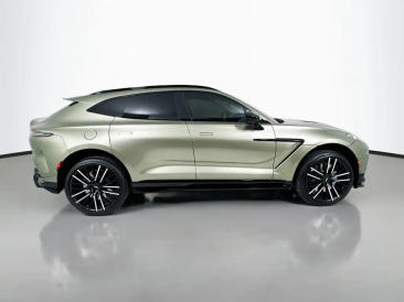 Aston Martin DBX 707 SUV — photo 8