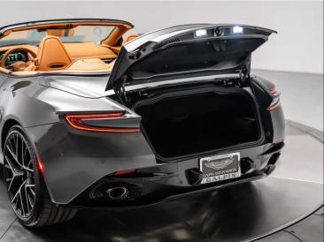 Aston Martin DB12 Volante 4.0 V8 B&W — photo 42