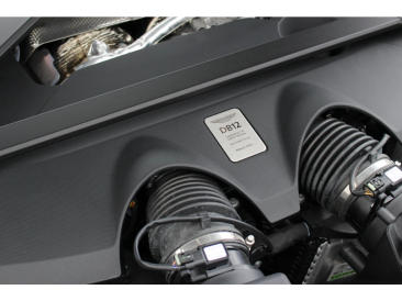 Aston Martin DB12 V8 Coupe — photo 37