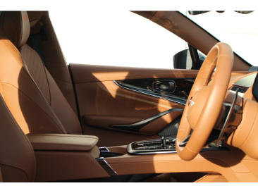 Aston Martin DBX 707 SUV — photo 28