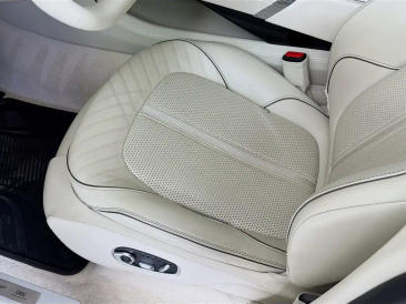 Aston Martin DBX 707 SUV — photo 16