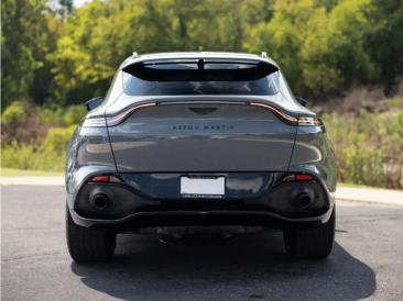 Aston Martin DBX SUV — photo 19