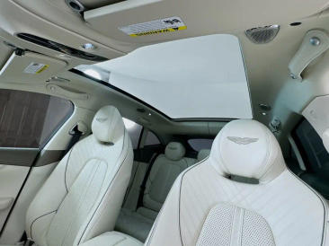Aston Martin DBX 707 SUV — photo 19