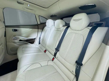 Aston Martin DBX 707 SUV — photo 21
