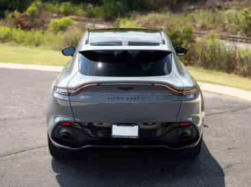 Aston Martin DBX SUV — photo 23