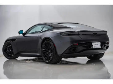 Aston Martin DB12 V8 Coupe — photo 2
