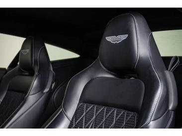 Aston Martin DB12 V8 Coupe — photo 5
