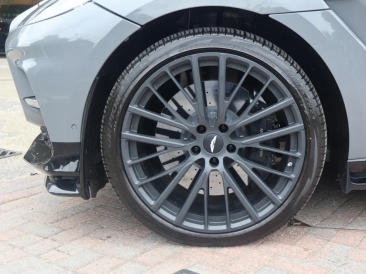 Aston Martin DBX 707 SUV — photo 4