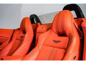 Aston Martin Vantage (2019-23) Vantage Roadster — photo 5