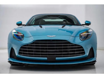 Aston Martin DB12 Volante 4.0 V8 B&W — photo 12