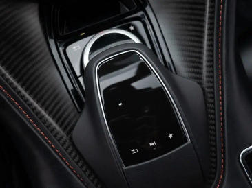 Aston Martin DBS (2018-24) DBS 770 Ultimate Volante — photo 38