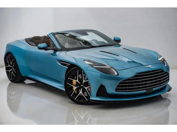 Aston Martin DB12 Volante 4.0 V8 B&W — photo 14