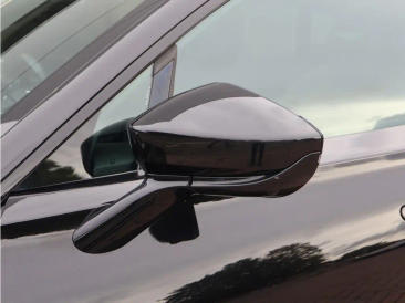 Aston Martin DBX SUV — photo 22