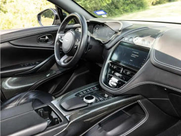 Aston Martin DBX SUV — photo 55