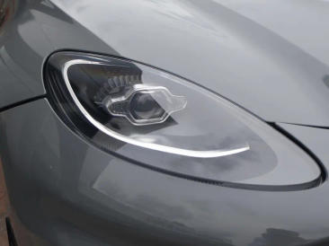 Aston Martin DBX 707 SUV — photo 30