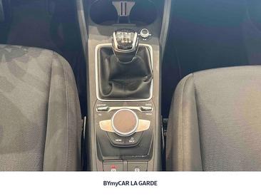 Audi Q2 30 TFSI — photo 21