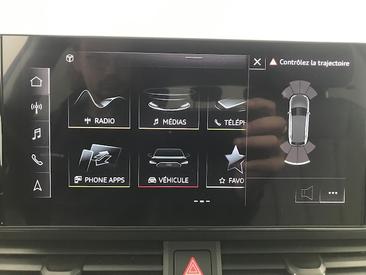 Audi A4 Avant 30 TDI — photo 16