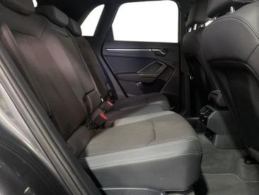 Audi Q3 TFSI E S Line 45 TFSI E 245 ch S Tronic — photo 23