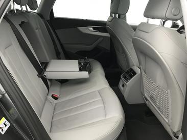 Audi A4 Avant 30 TDI — photo 90