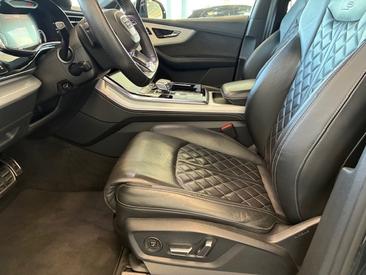 Audi Q7 TFSI E 60 E Quattro — photo 8