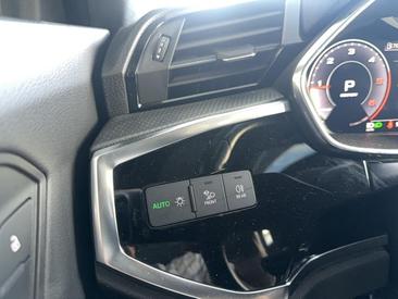 Audi Q3 2.0 TDI — photo 15