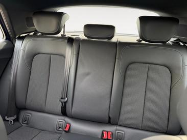 Audi Q2 35 TFSI — photo 14