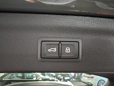 Audi Q3 35 TFSI — photo 29