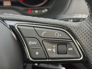 Audi Q2 35 TFSI — photo 22