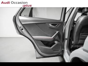 Audi SQ2 TFSI — photo 11