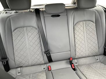 Audi A4 Avant 35 TDI — photo 17