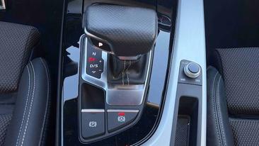 Audi A4 Avant 35 TDI — photo 20