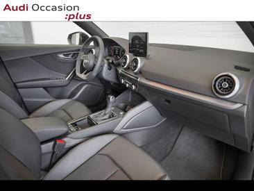 Audi Q2 35 TDI — photo 11