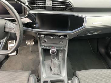 Audi Q3 Sportback TFSI E 45 E — photo 13