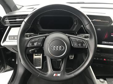 Audi A3 Sportback E-tron 40 — photo 61