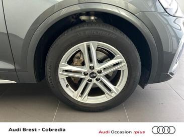 Audi Q5 35 TDI — photo 22