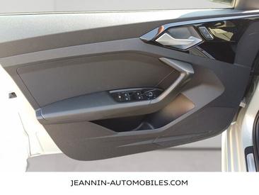 Audi A1 Sportback 30 TFSI — photo 21