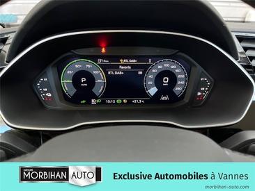 Audi Q3 35 TDI — photo 13