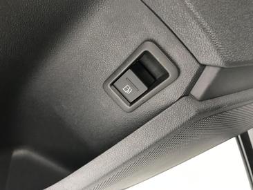 Audi A3 Sportback E-tron 40 — photo 71